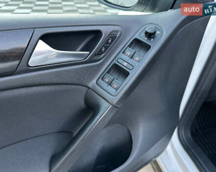 Белый Фольксваген Гольф, объемом двигателя 1.8 л и пробегом 103 тыс. км за 8500 $, фото 29 на Automoto.ua