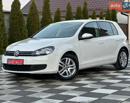 Белый Фольксваген Гольф, объемом двигателя 1.8 л и пробегом 103 тыс. км за 8500 $, фото 1 на Automoto.ua