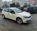 Белый Фольксваген Гольф, объемом двигателя 1.4 л и пробегом 200 тыс. км за 5850 $, фото 3 на Automoto.ua