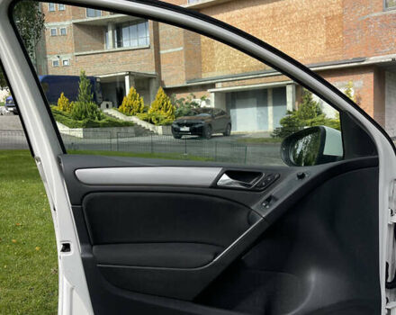 Білий Фольксваген Гольф, об'ємом двигуна 1.6 л та пробігом 185 тис. км за 7799 $, фото 18 на Automoto.ua