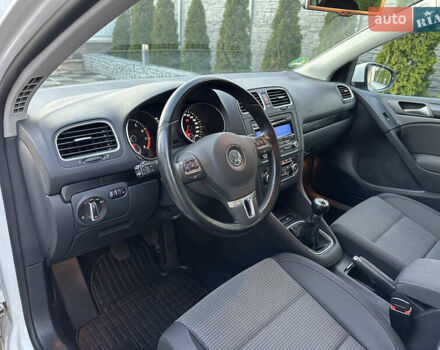 Белый Фольксваген Гольф, объемом двигателя 1.8 л и пробегом 103 тыс. км за 8500 $, фото 69 на Automoto.ua