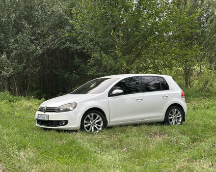 Белый Фольксваген Гольф, объемом двигателя 1.6 л и пробегом 310 тыс. км за 6500 $, фото 1 на Automoto.ua