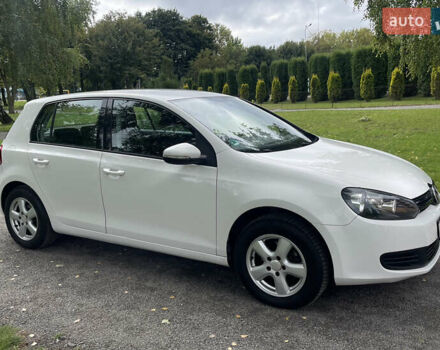 Білий Фольксваген Гольф, об'ємом двигуна 1.6 л та пробігом 185 тис. км за 7799 $, фото 15 на Automoto.ua