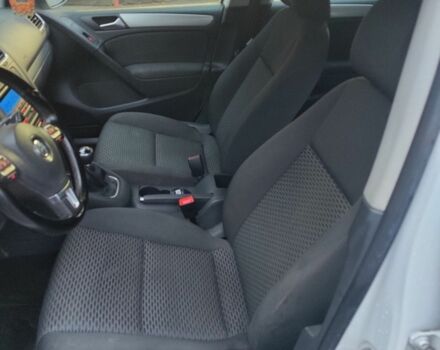 Белый Фольксваген Гольф, объемом двигателя 1.4 л и пробегом 200 тыс. км за 5850 $, фото 6 на Automoto.ua