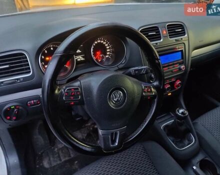 Белый Фольксваген Гольф, объемом двигателя 1.4 л и пробегом 200 тыс. км за 5850 $, фото 7 на Automoto.ua