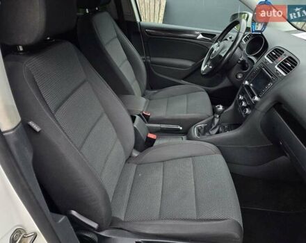 Белый Фольксваген Гольф, объемом двигателя 1.4 л и пробегом 247 тыс. км за 6799 $, фото 10 на Automoto.ua