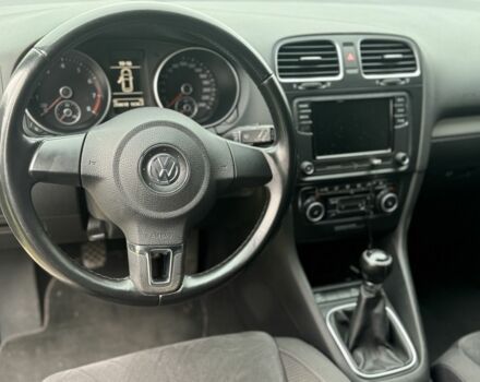 Білий Фольксваген Гольф, об'ємом двигуна 1.8 л та пробігом 250 тис. км за 7800 $, фото 14 на Automoto.ua