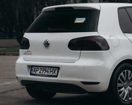 Белый Фольксваген Гольф, объемом двигателя 1.39 л и пробегом 225 тыс. км за 8199 $, фото 7 на Automoto.ua