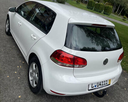 Білий Фольксваген Гольф, об'ємом двигуна 1.6 л та пробігом 185 тис. км за 7799 $, фото 9 на Automoto.ua