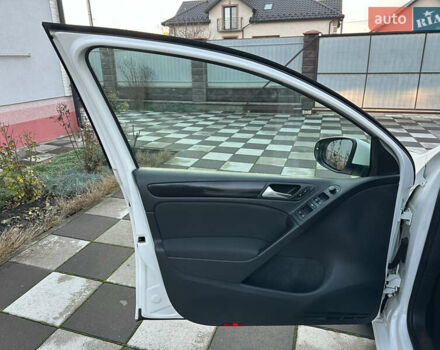 Белый Фольксваген Гольф, объемом двигателя 1.8 л и пробегом 103 тыс. км за 8500 $, фото 28 на Automoto.ua