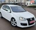 Белый Фольксваген Гольф, объемом двигателя 1.4 л и пробегом 215 тыс. км за 5999 $, фото 1 на Automoto.ua