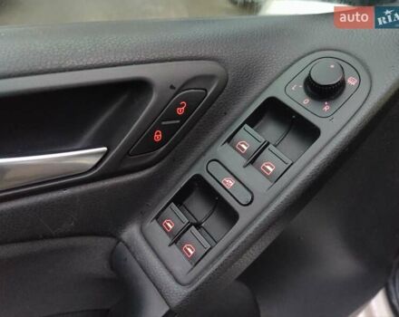 Белый Фольксваген Гольф, объемом двигателя 1.4 л и пробегом 200 тыс. км за 5850 $, фото 8 на Automoto.ua