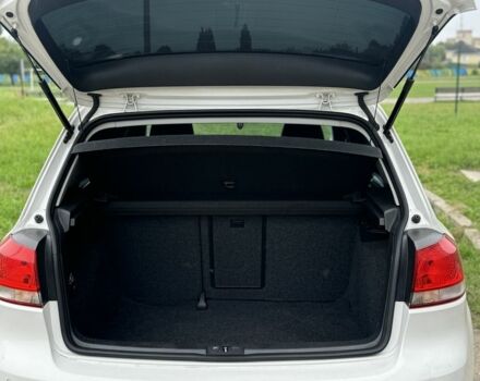 Білий Фольксваген Гольф, об'ємом двигуна 1.8 л та пробігом 250 тис. км за 7800 $, фото 7 на Automoto.ua