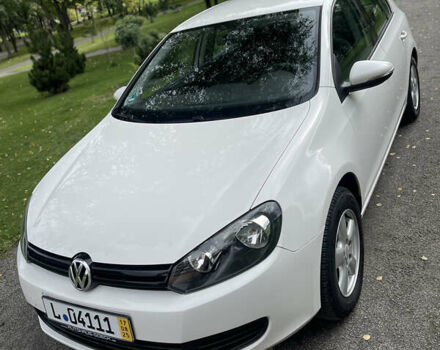 Білий Фольксваген Гольф, об'ємом двигуна 1.6 л та пробігом 185 тис. км за 7799 $, фото 13 на Automoto.ua