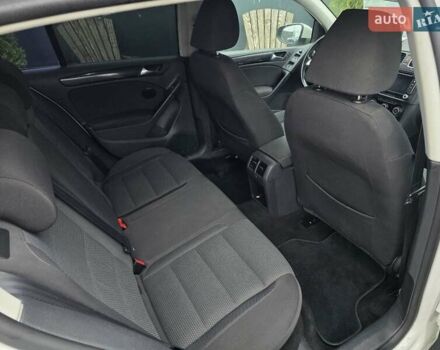 Белый Фольксваген Гольф, объемом двигателя 1.4 л и пробегом 247 тыс. км за 6799 $, фото 13 на Automoto.ua