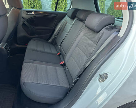 Белый Фольксваген Гольф, объемом двигателя 1.8 л и пробегом 103 тыс. км за 8500 $, фото 38 на Automoto.ua