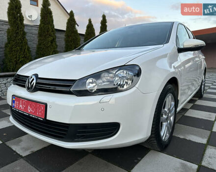 Белый Фольксваген Гольф, объемом двигателя 1.8 л и пробегом 103 тыс. км за 8500 $, фото 10 на Automoto.ua