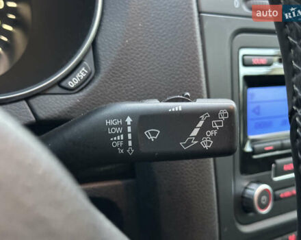 Белый Фольксваген Гольф, объемом двигателя 1.8 л и пробегом 103 тыс. км за 8500 $, фото 80 на Automoto.ua