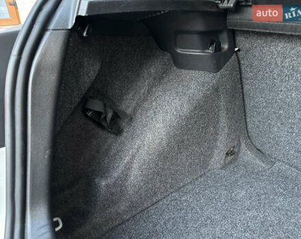 Белый Фольксваген Гольф, объемом двигателя 1.8 л и пробегом 103 тыс. км за 8500 $, фото 46 на Automoto.ua