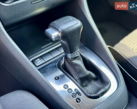 Белый Фольксваген Гольф, объемом двигателя 1.6 л и пробегом 236 тыс. км за 7300 $, фото 13 на Automoto.ua