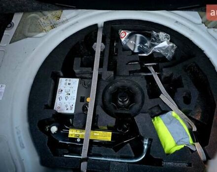 Білий Фольксваген Гольф, об'ємом двигуна 1.6 л та пробігом 119 тис. км за 9399 $, фото 57 на Automoto.ua