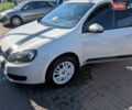 Белый Фольксваген Гольф, объемом двигателя 1.6 л и пробегом 340 тыс. км за 8000 $, фото 3 на Automoto.ua