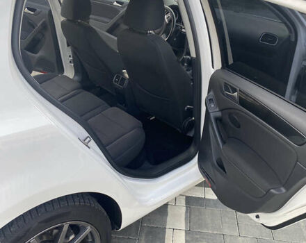 Белый Фольксваген Гольф, объемом двигателя 1.39 л и пробегом 257 тыс. км за 8900 $, фото 19 на Automoto.ua