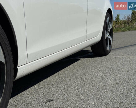 Белый Фольксваген Гольф, объемом двигателя 1.4 л и пробегом 254 тыс. км за 7200 $, фото 5 на Automoto.ua