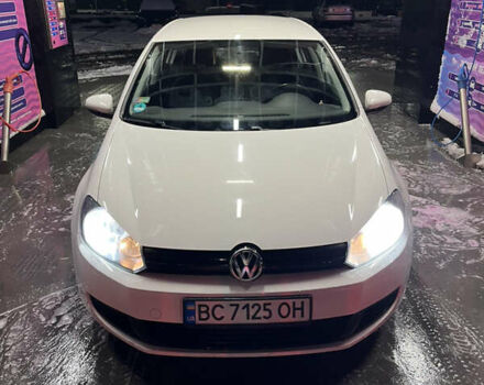 Белый Фольксваген Гольф, объемом двигателя 1.97 л и пробегом 281 тыс. км за 7400 $, фото 2 на Automoto.ua