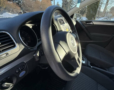 Белый Фольксваген Гольф, объемом двигателя 1.6 л и пробегом 178 тыс. км за 8500 $, фото 12 на Automoto.ua