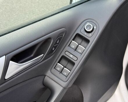 Білий Фольксваген Гольф, об'ємом двигуна 1.4 л та пробігом 183 тис. км за 8800 $, фото 9 на Automoto.ua