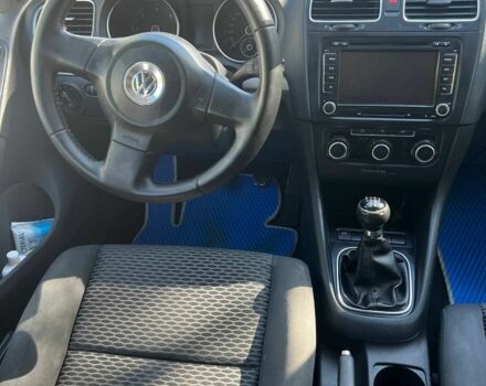 Белый Фольксваген Гольф, объемом двигателя 1.6 л и пробегом 222 тыс. км за 7400 $, фото 4 на Automoto.ua