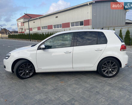 Белый Фольксваген Гольф, объемом двигателя 1.39 л и пробегом 257 тыс. км за 8900 $, фото 5 на Automoto.ua