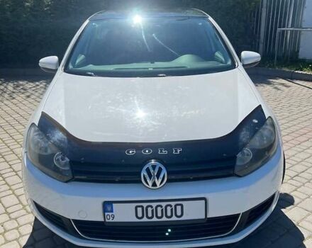 Белый Фольксваген Гольф, объемом двигателя 1.6 л и пробегом 222 тыс. км за 7400 $, фото 6 на Automoto.ua