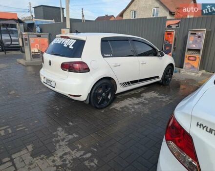 Белый Фольксваген Гольф, объемом двигателя 1.6 л и пробегом 340 тыс. км за 8000 $, фото 11 на Automoto.ua