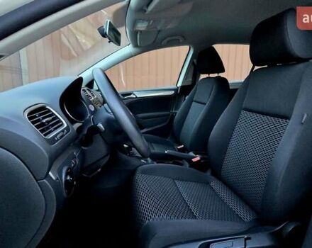 Білий Фольксваген Гольф, об'ємом двигуна 1.6 л та пробігом 119 тис. км за 9399 $, фото 43 на Automoto.ua