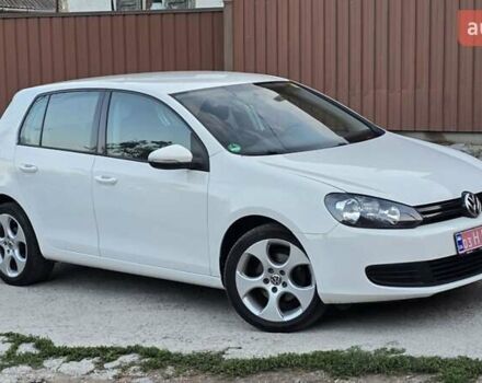Білий Фольксваген Гольф, об'ємом двигуна 1.6 л та пробігом 119 тис. км за 9399 $, фото 11 на Automoto.ua