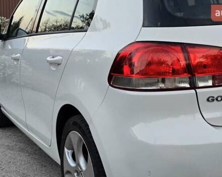 Білий Фольксваген Гольф, об'ємом двигуна 1.6 л та пробігом 119 тис. км за 9399 $, фото 21 на Automoto.ua