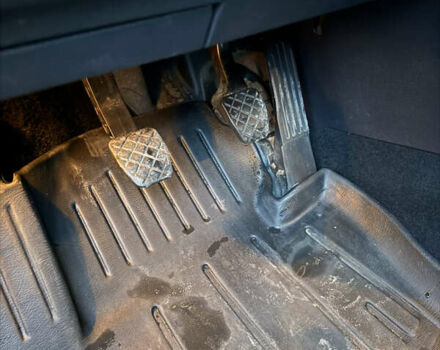 Белый Фольксваген Гольф, объемом двигателя 1.6 л и пробегом 245 тыс. км за 7700 $, фото 19 на Automoto.ua