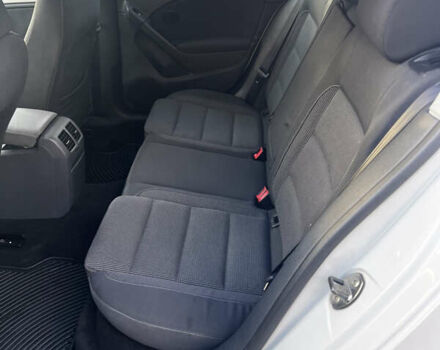 Білий Фольксваген Гольф, об'ємом двигуна 2.48 л та пробігом 268 тис. км за 9500 $, фото 9 на Automoto.ua