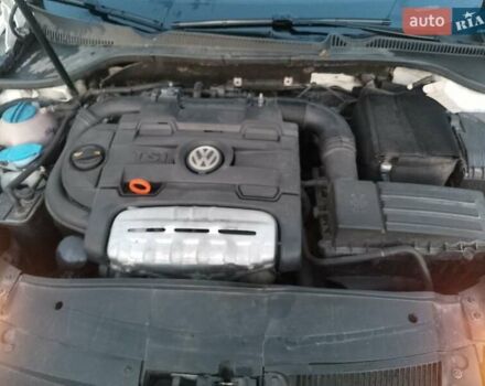 Білий Фольксваген Гольф, об'ємом двигуна 1.39 л та пробігом 165 тис. км за 8500 $, фото 4 на Automoto.ua