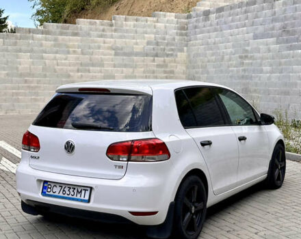 Белый Фольксваген Гольф, объемом двигателя 1.39 л и пробегом 385 тыс. км за 6009 $, фото 4 на Automoto.ua