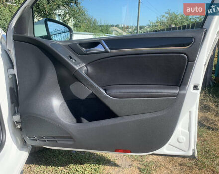 Белый Фольксваген Гольф, объемом двигателя 1.98 л и пробегом 212 тыс. км за 9199 $, фото 18 на Automoto.ua