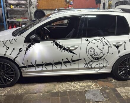 Фольксваген Гольф 2011 в Полтаве на Automoto.ua Белый Фольксваген Гольф, объемом двигателя 2 л и пробегом 159 тыс. км за 13000 $, фото 4 на Automoto.ua