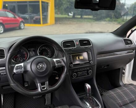 Білий Фольксваген Гольф, об'ємом двигуна 2 л та пробігом 227 тис. км за 9999 $, фото 21 на Automoto.ua