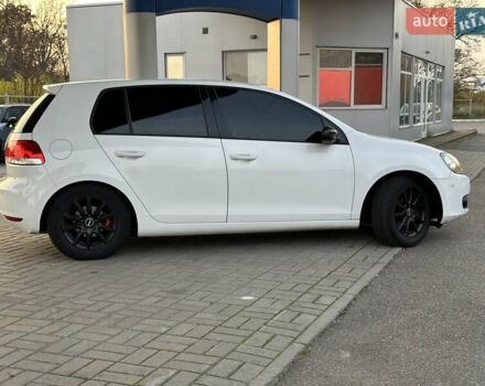 Белый Фольксваген Гольф, объемом двигателя 1.2 л и пробегом 146 тыс. км за 7900 $, фото 3 на Automoto.ua