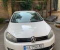 Білий Фольксваген Гольф, об'ємом двигуна 1.6 л та пробігом 241 тис. км за 6800 $, фото 1 на Automoto.ua