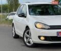 Белый Фольксваген Гольф, объемом двигателя 1.39 л и пробегом 215 тыс. км за 8900 $, фото 6 на Automoto.ua