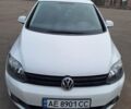 Белый Фольксваген Гольф, объемом двигателя 1.6 л и пробегом 166 тыс. км за 9300 $, фото 1 на Automoto.ua