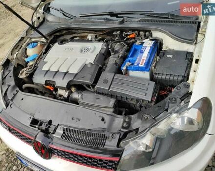 Белый Фольксваген Гольф, объемом двигателя 1.97 л и пробегом 331 тыс. км за 6800 $, фото 8 на Automoto.ua